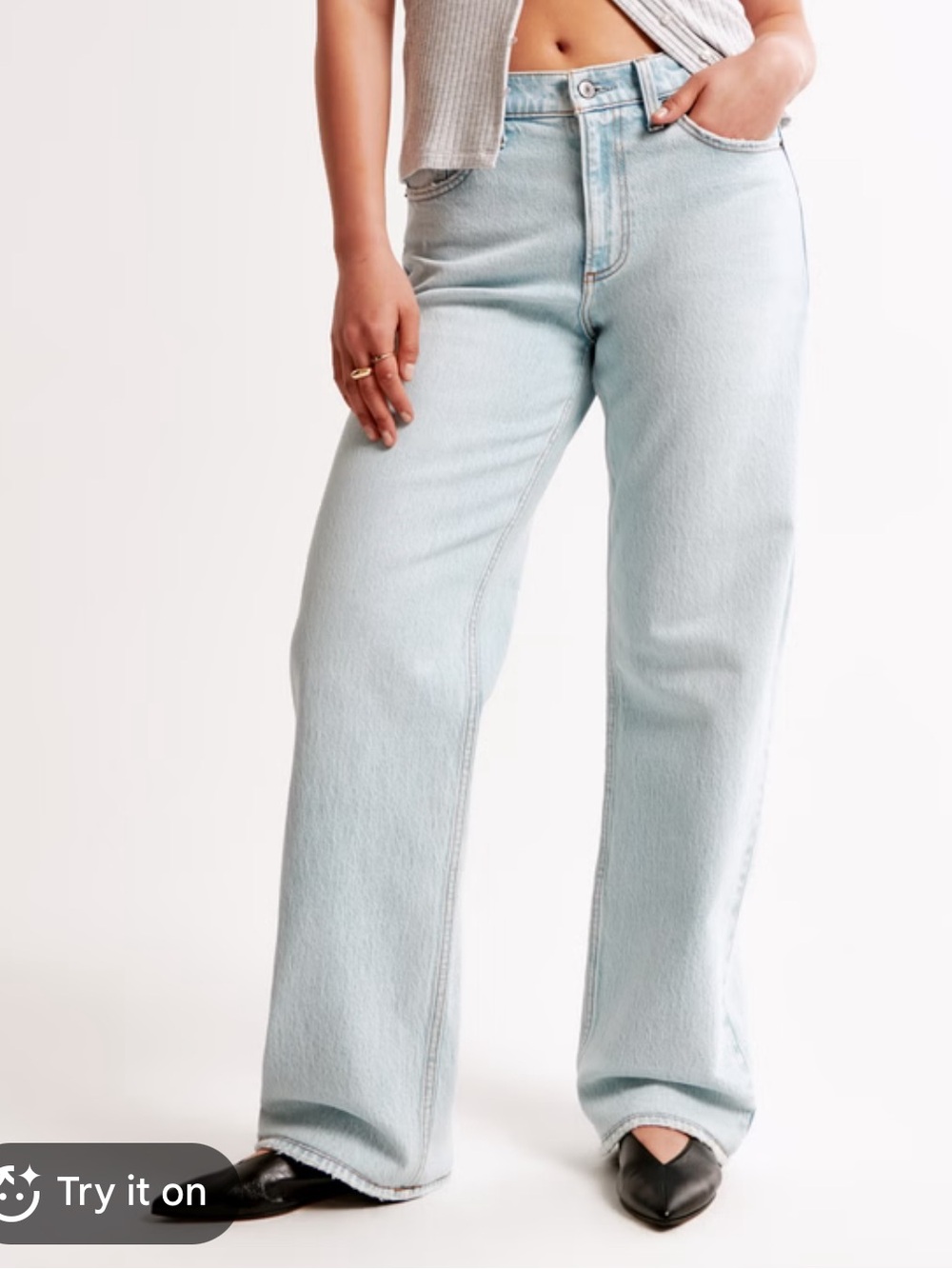 Abercrombie & Fitch Curve Love The Baggy Low Rise Light Wash Jeans 27